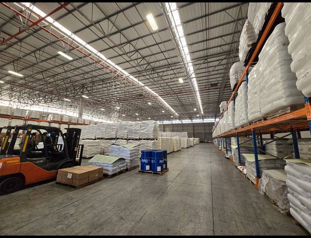 6,569M² WAREHOUSE TO LET IN BELLVILLE SOUTH INDUSTRIA